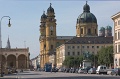 0380-Theatinerkirche  Feldherrenhalle